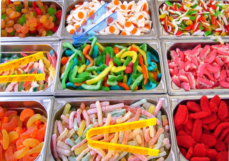 magasin-LE CANNET-min_pick_and_mix_children's_sweets_candy_colorful_treat_confectionery-1020869