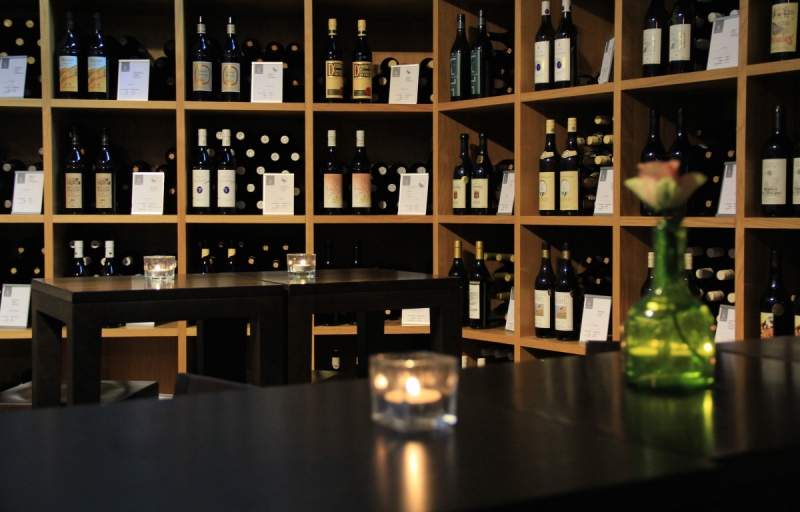 magasin-LE CANNET-min_wine_vinorama_wine_bottle_cellar_red_wine_wines_storage_wine_rack-1077047